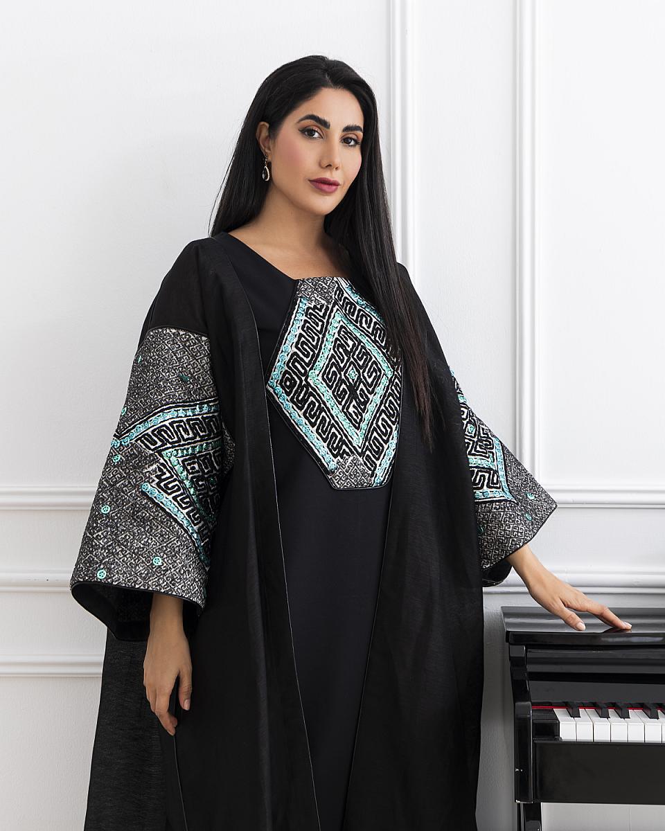 A poetic abaya