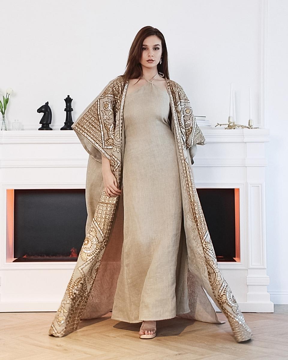 A starry abaya - Image 1
