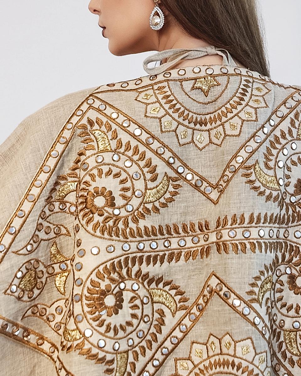 A starry abaya - Image 6