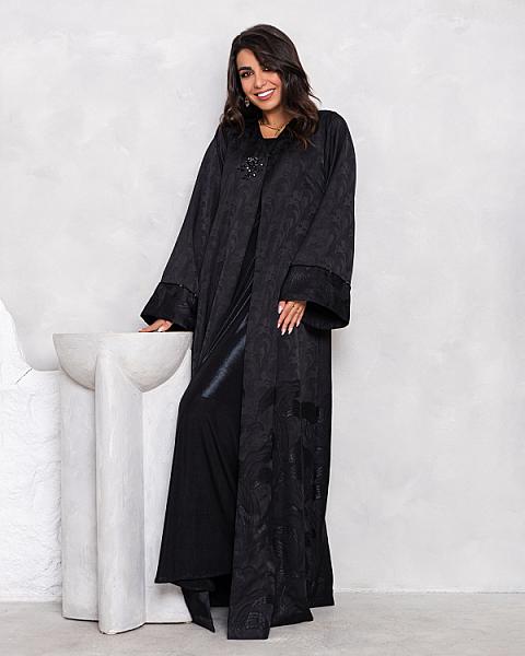 nera abaya