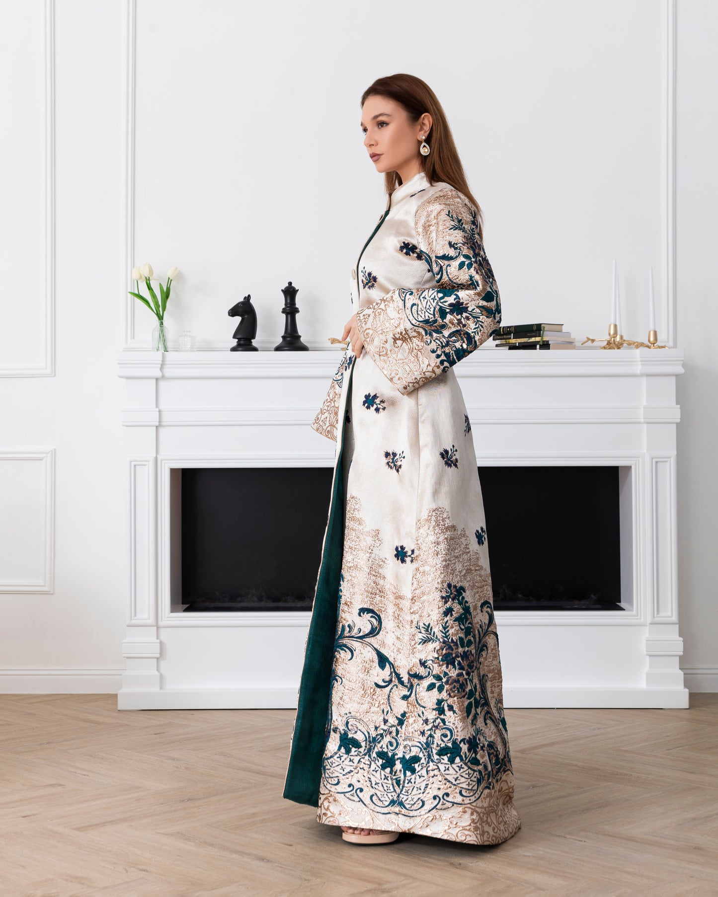 A blooming abaya that celebrates femininity. Designed for the modern, confident woman