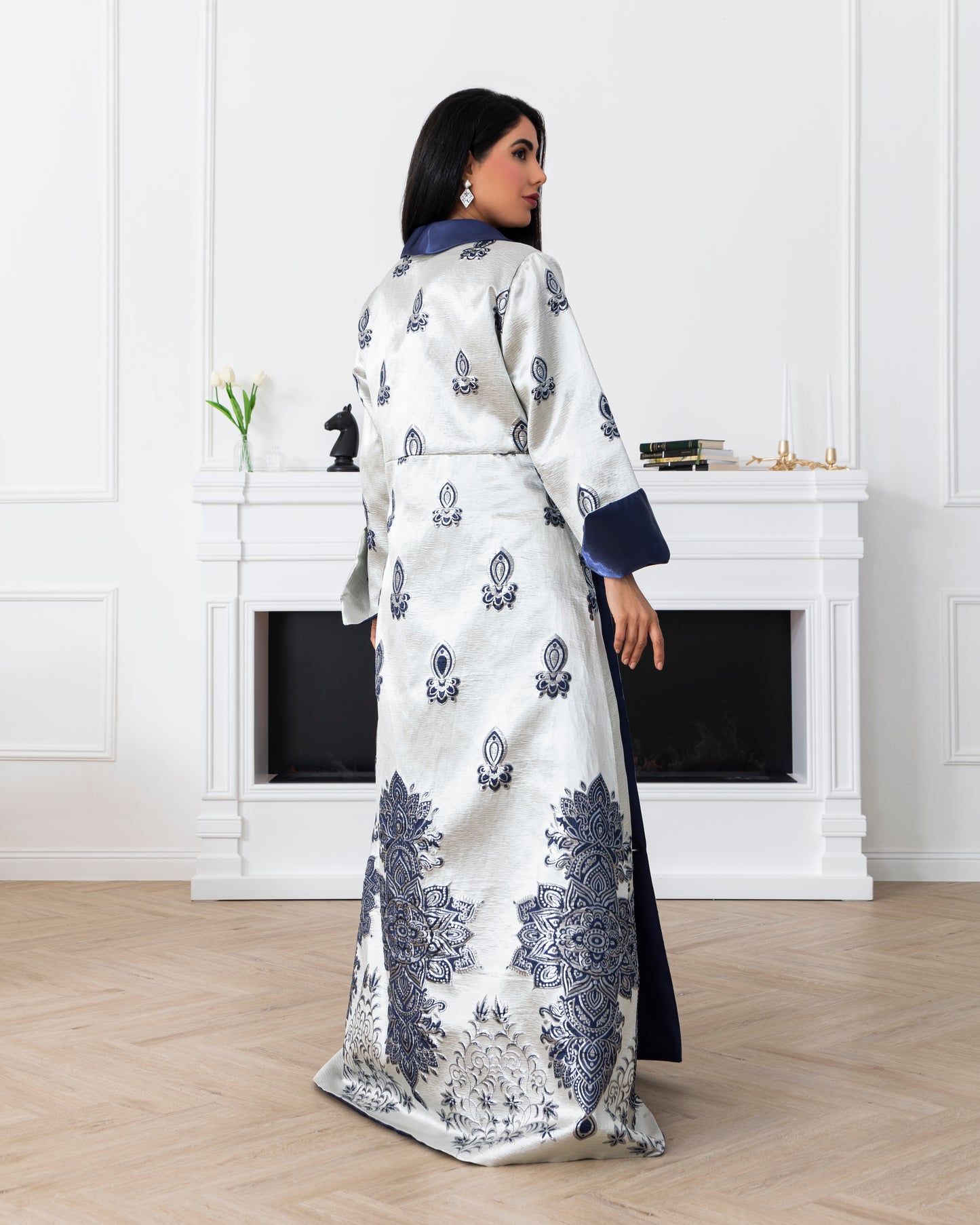 A celestial abaya that feels out of this world. Perfect for those who love to dream