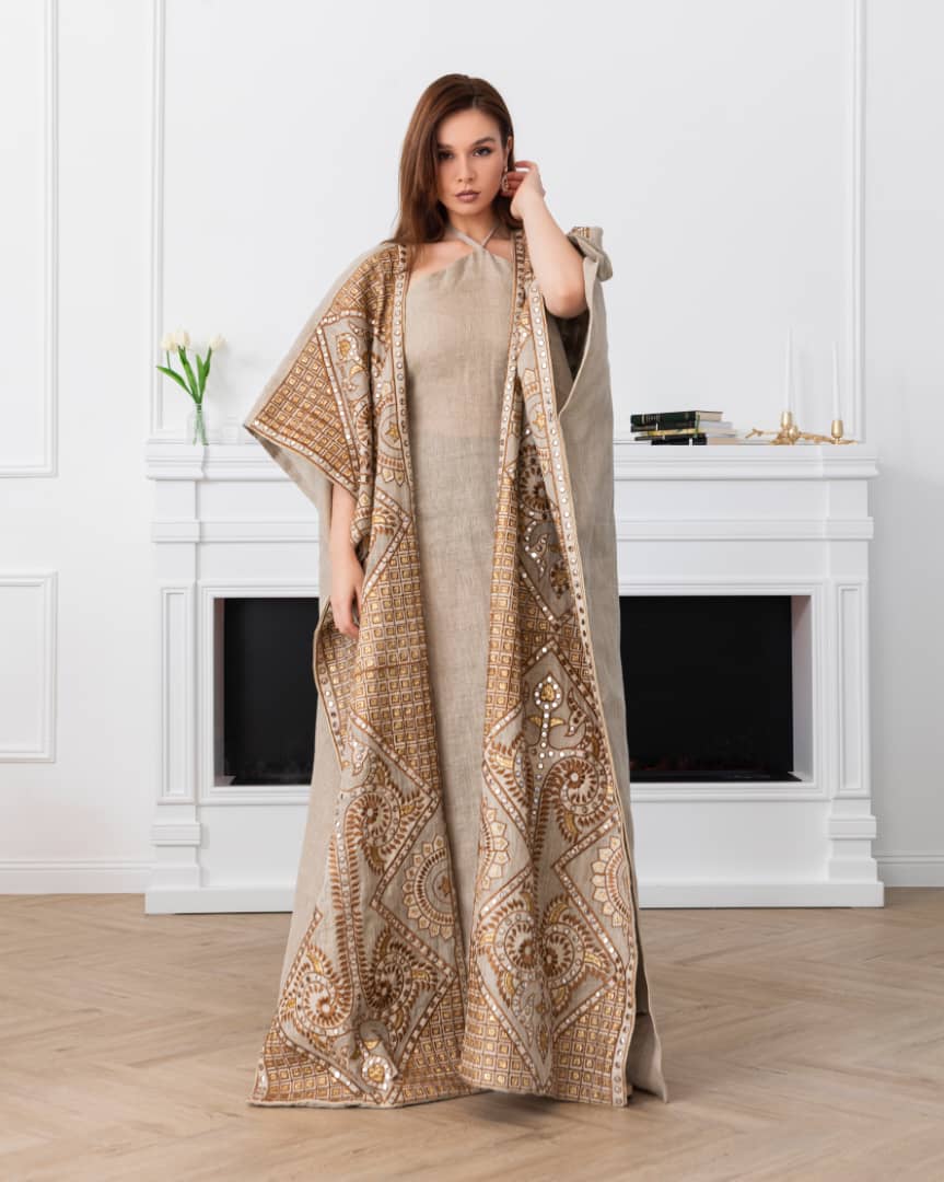 A starry abaya that sparkles with every move. Perfect for adding a touch of magic